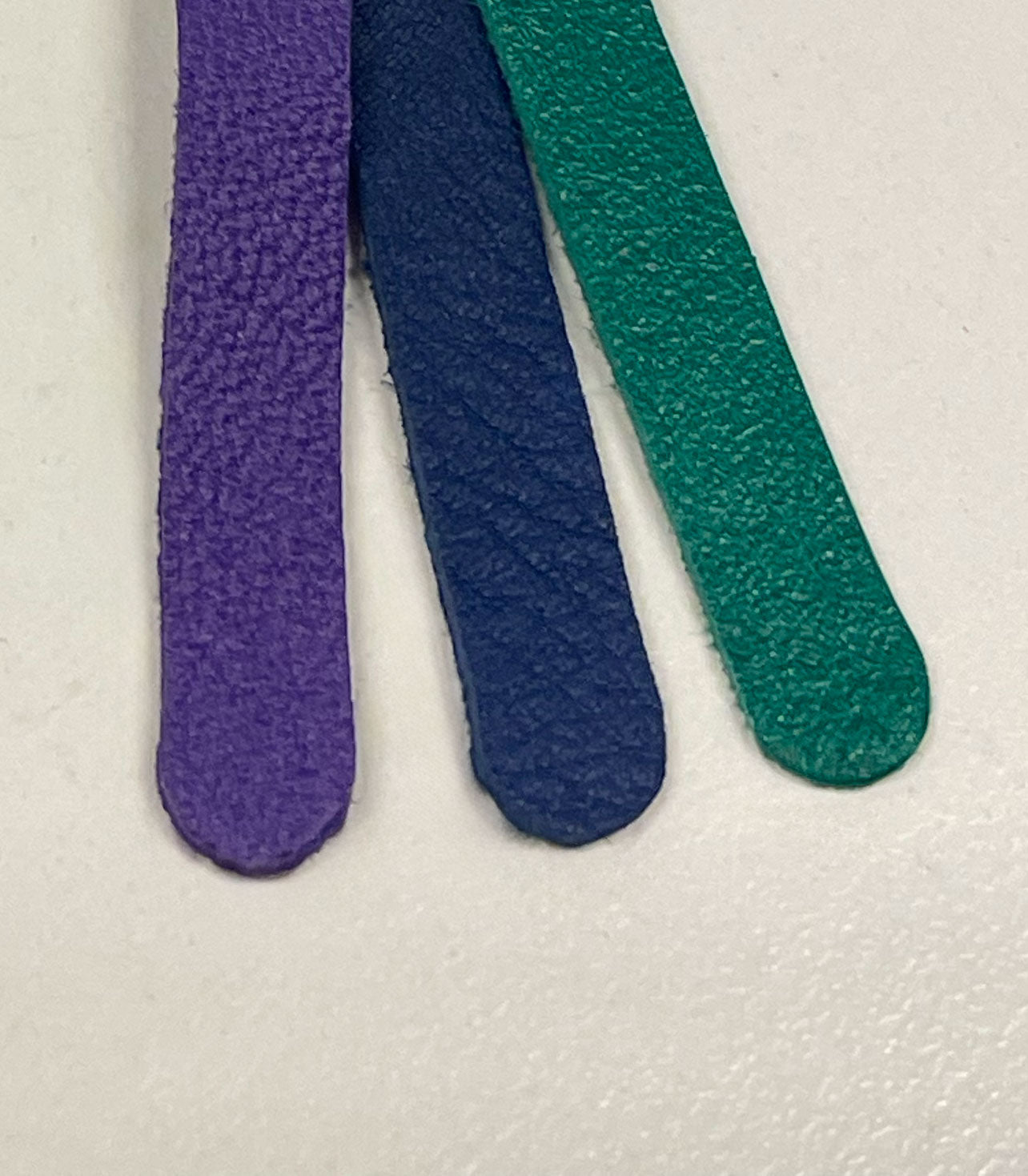 Kotimaiset koivuvaneriset revontuli-korvakorut – Loimu #3 | Aurora by Elokuje