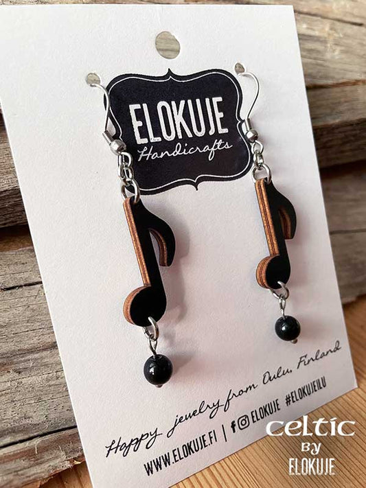 Celtic-korvakorut – musta nuotti onyx-kivellä