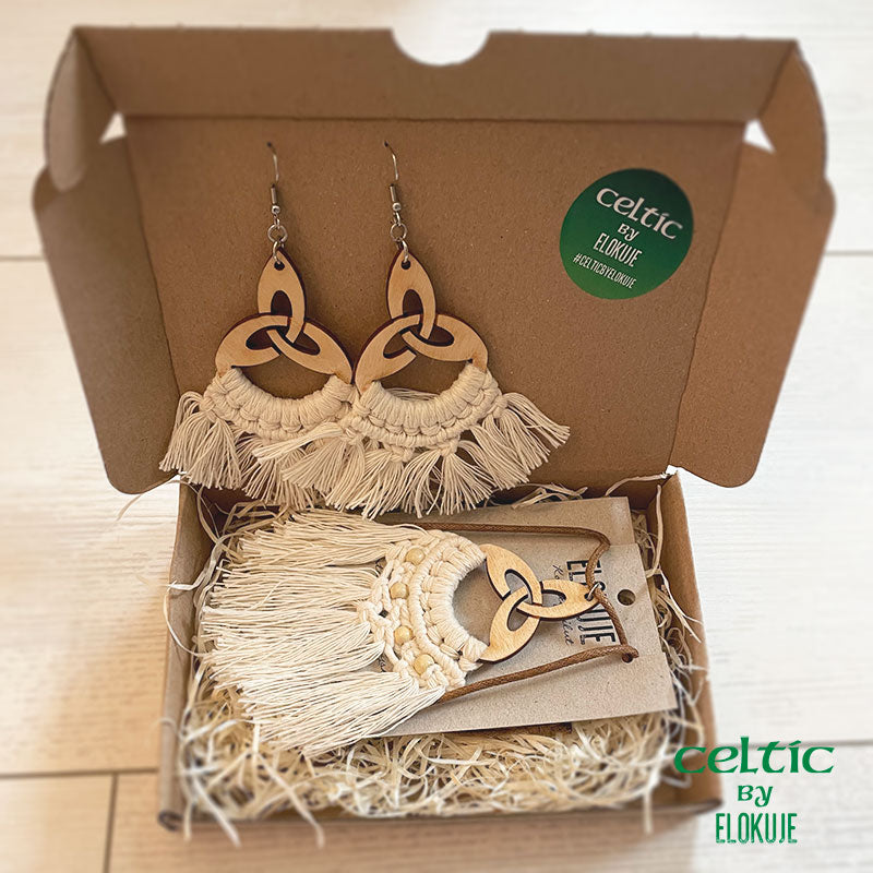 Celtic Trinity Macrame -lahjapakkaus