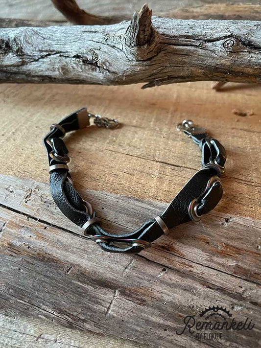 Remankeli nahka-pyöränketju-rannekoru