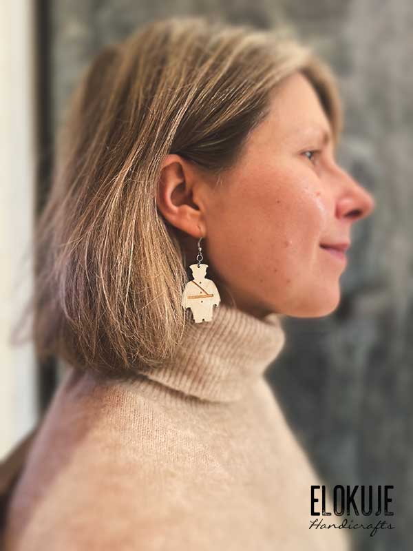 Toripolliisi earrings made of Finnish birch plywood