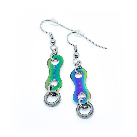 Käytetyistä Sram Rainbow -pyöränketjuista käsinvalmistetut korvakorut