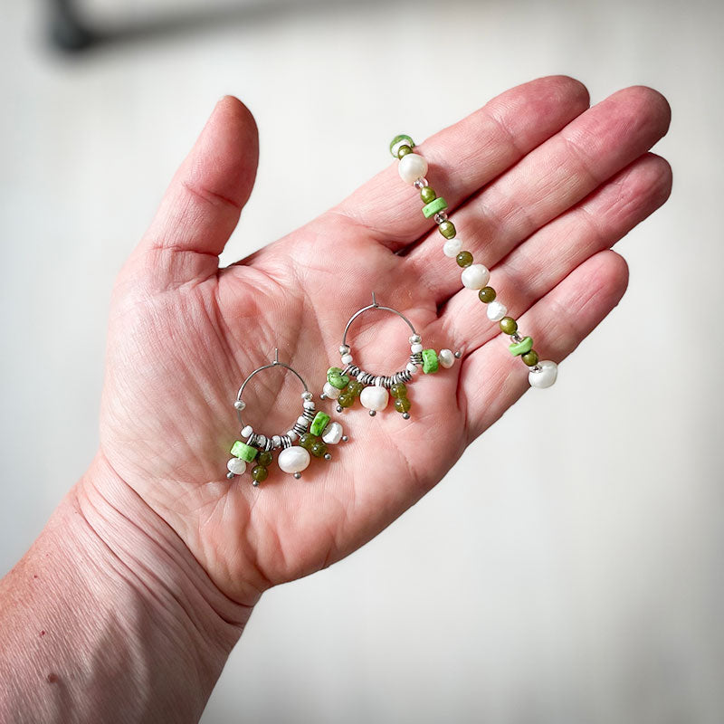 Boho Chic -pearl bracelet and earrings, green