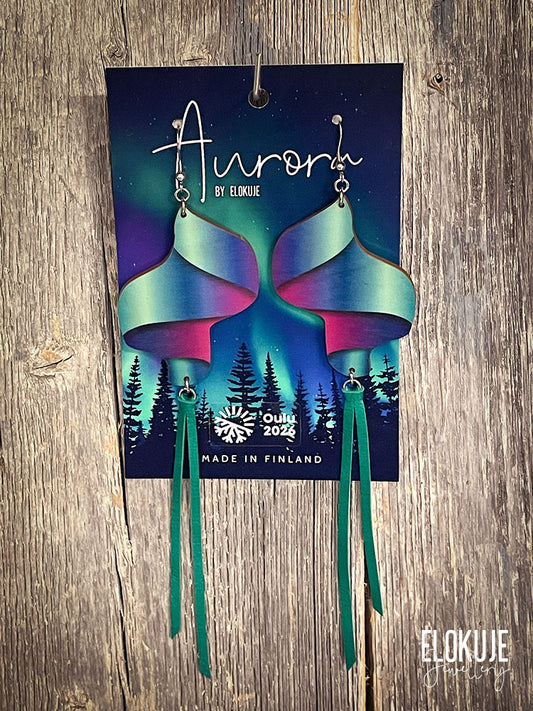 Kotimaiset koivuvaneriset revontuli-korvakorut – Loimu | Aurora by Elokuje