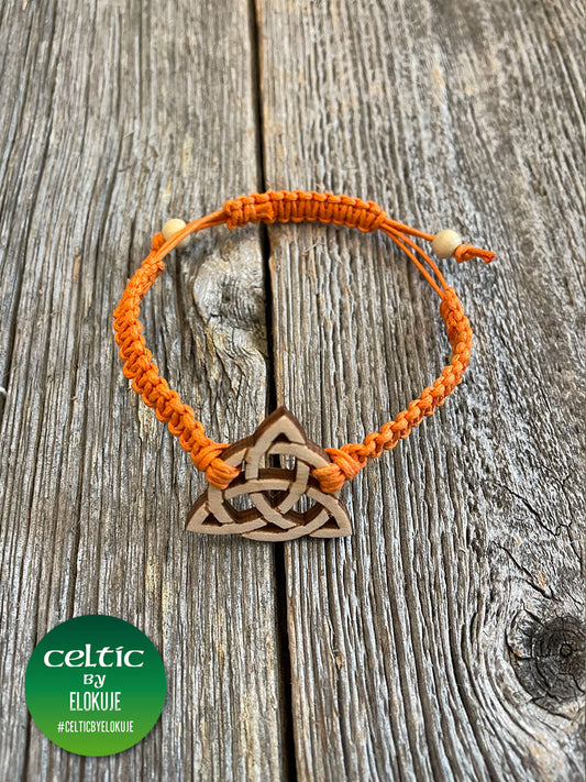Celtic Trinity Knot Macrame Necklace