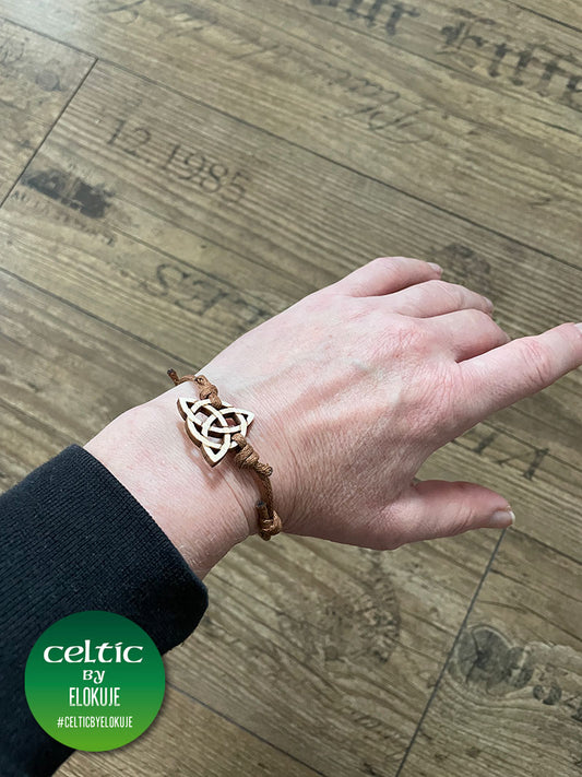 Celtic Trinity Knot Macrame Necklace